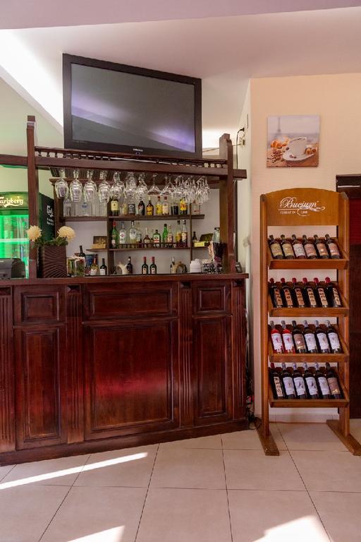 Shamrock Inn Iasi Bagian luar foto